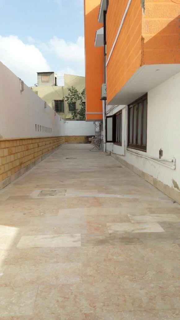 Patel Residency Guest House Karacsi Kültér fotó