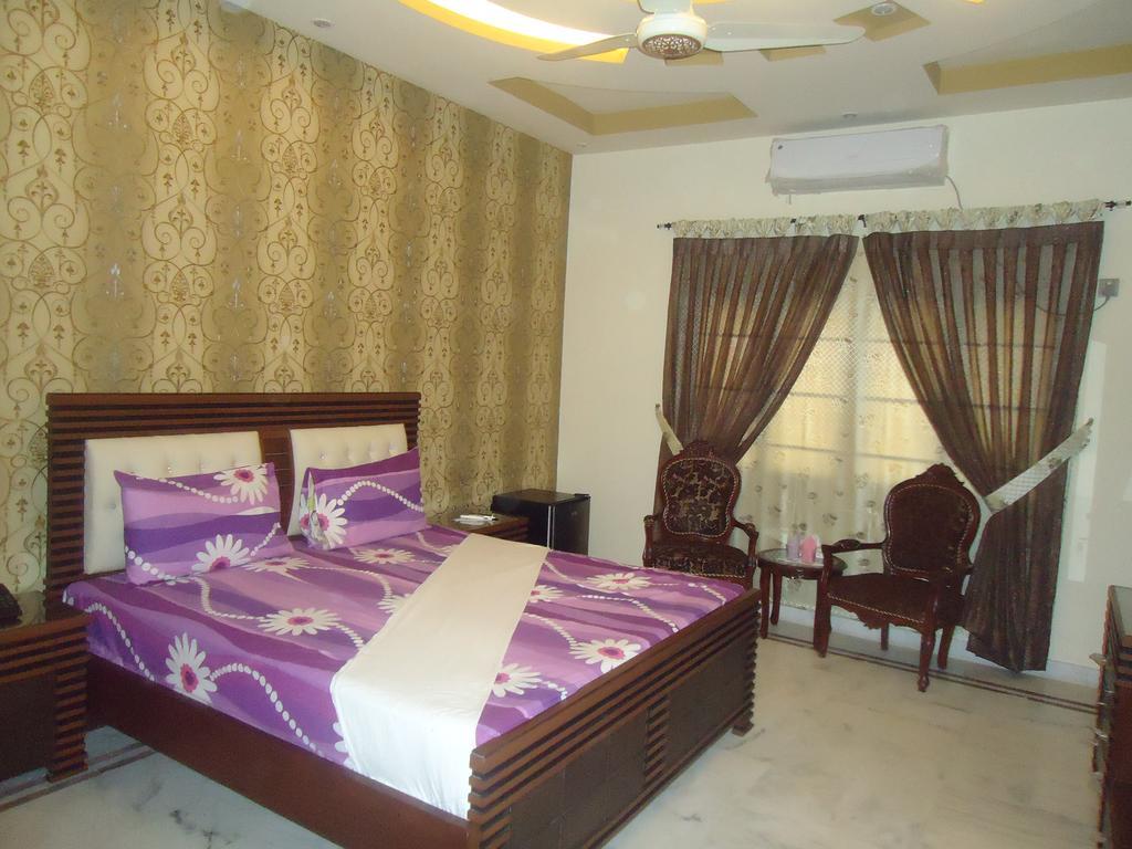 Patel Residency Guest House Karacsi Kültér fotó