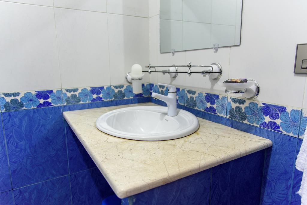Patel Residency Guest House Karacsi Kültér fotó